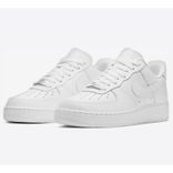 Nike Air Force 1' 07 Damen Schuh in All-White für 95€ inkl. Versand (statt 114€)