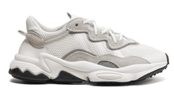 adidas Schuhe Ozweego (GS) in "FTWWhite" für 65,45€ inkl. Versand (statt 75€)
