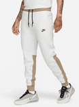 Nike Sportswear Tech Fleece Herren Jogginghose in 3 Farben für je 54,99€ inkl. Versand (statt 72€) - Nike Member!