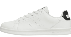 hummel Sneaker in Weiß - Flacher Absatz für 19,72€ inkl. Versand (statt 25€)
