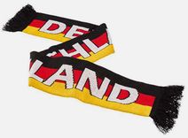 Amscan Deutschland Fanschal (145 x 15,5cm) für 7,99€ inkl. Versand (statt 10€)