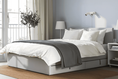 Gladstad Bettgestell - gepolstert + 4 Schubl. in Hellgrau (160 x 200 cm) für 369€ bei Abholung (statt 439€) - 418€ mit Versand