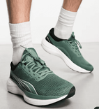 Puma Scend – Herren Lauf-Sneaker in Grün und Weiß für 20,95€ inkl. Versand (statt 35€) - Größe 36 bis 38!

