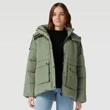 Only Steppjacke mit Pattentaschen Modell Nora in Mint o. Schwarz für je 26,89€ inkl. Versand (statt 45€)