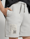 Karl Kani Regular Fit Sweatshorts mit Label-Patch für 29,89€ inkl. Versand (statt 35€)