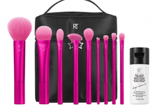 Real Techniques Winterbrights Kosmetikpinsel Set für 27,57€ inkl. Versand (statt 35€)