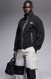 The North Face Seven Summits Fleeski – Schwere Fleecejacke in Schwarz für 74,80€ inkl. Versand (statt 94€)