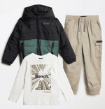 Bench Junge Steppjacke Langarm T-Shirt Und Cargo Hose Set für 32,98€ inkl. Versand (statt 75€)