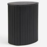 H&M: Beistelltisch aus Holz (48cm Höhe) in Schwarz für 84,98€ inkl. Versand (statt 159€)