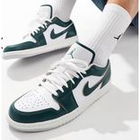 Nike Air Jordan 1 Low SE Herren Sneaker für 78,36€ inkl. Versand (statt 98€)