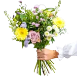 Blumeideal: Blumenstrauß Pastellzauber für 25,08€ inkl. Versand (statt 33€)