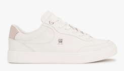 Tommy Hilfiger Court-Sneaker aus Leder mit TH-Monogramm für 57,95€ inkl. Versand (statt 70€) 
