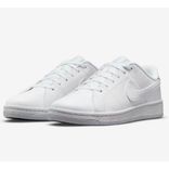 Restgrößen: Nike Court Royale 2 Damen Sneaker für 34,99€ inkl. Versand (statt 50€) - Nike Membership!