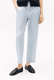 Tommy Hilfiger Sale mit bis zu -50% Rabatt + 20% Extra ab 80€ MBW - z.B Knöchellange Slim Straight Fit Chinos für 59€ (statt 71€)