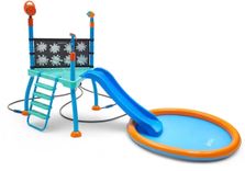 Plum Water Park Splash Station Kinder Outdoor-Wasserspielcenter (3 Wasserspiel-Extras, Rutsche, Planschbecken) für 79,95€ (statt 150€)