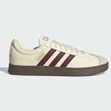 Adidas VL Court Classic Herrenschuhe in Creme/ Rot für 45,50€ inkl. Versand (statt 65€) - Adi Club!