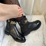 Copenhagen Shoes Damen Blumen Augen Stiefel 2207 Schwarz /​ Gold für 70,98€ inkl. Versand (statt 80€)