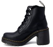 Dr. Martens Jesy Stiefelette für 129,50€ inkl. Versand (statt 155€)