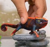Schleich 14858 Chamäleon (ca. 10cm lang, mit echten Farbwechsel) für 3,99€ inkl. Prime Versand (statt 8€)