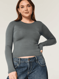 Hollister Langarmoberteil Longsleeve nahtloses Oberteil mit Rundhalsausschnitt (versch. Farben) für je 16,18€ inkl. Versand (statt 25€) - House Member!

