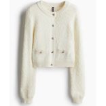 H&M Damen Cardigan in Boucléstrick in cremefarben für 26,98€ inkl. Versand (statt 41€)