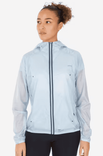 Quechua Damen Wanderjacke (leicht, winddicht) - MH900 für 24,98€ inkl. Versand (statt 45€)
