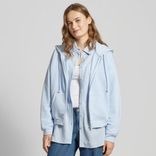 Levi's® Sweatjacke mit Kapuze in Hellblau für 39,89€ inkl. Versand (statt 70€)