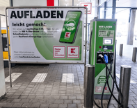Hinweis: LIDL und Kaufland senken Preise für Ladestrom! (jetzt nur noch 44 Ct/kWh)

