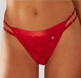 s.Oliver String Adèle mit aufregender Bänder-Optik für 9,94€ inkl. Versand (statt 17€)