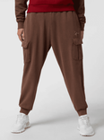 Karl Kani Sweathose mit aufgesetzten Taschen in Dunkelbraun für 21,24€ inkl. Versand (statt 35€)