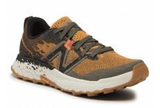 New Balance MTHIERG7 Herren Sneaker in Braun für 96,90€ inkl. Versand (statt 106€)