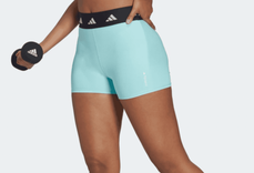 adidas Techfit kurze Tight für 16,66€ inkl. Versand (statt 25€) - AdiClub