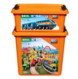Brio World (33977) Smart Tech Sound Deluxe Set - Interaktive Lok mit Aufnahmefunktion und Aufbewahrungsboxen für 141€ inkl. Versand (statt 218€)