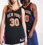 Nike Basketball NBA New York Knicks Trikot-Trägertop (City Edition) für 50€ inkl. Versand (statt 76€)