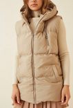 Happiness İstanbul Puffer Weste in Beige für 23,99€ inkl. Versand (statt 30€)