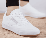 Tonny Black Herren Sneaker in Weiß (Flacher Absatz) für 12,99€ inkl. Versand (statt 25€) - Trendyol Neukunden: 11,99€