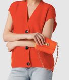 Tommy Hilfiger Micro Bag mit Label-Applikation Modell ''Hero'' in orange für 64,99€ inkl. Versand (statt 75€)