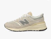 New Balance U997RCE Moonbeam Herren Sneaker für 73€ inkl. Versand (statt 90€)