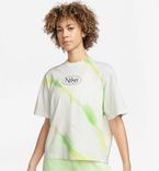 Nike Sportswear Tee Boxy Optimism für 15,99€ inkl. Versand (statt 26€)