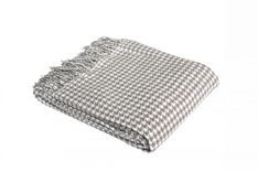 s.Oliver Wohndecke Breda (130 x 170cm) für 15,95€ inkl. Versand (statt 40€)