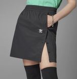 Adidas Always Original Snap-Button Damen Rock für 21,25€ inkl. Versand (statt 35€) - adiClub!